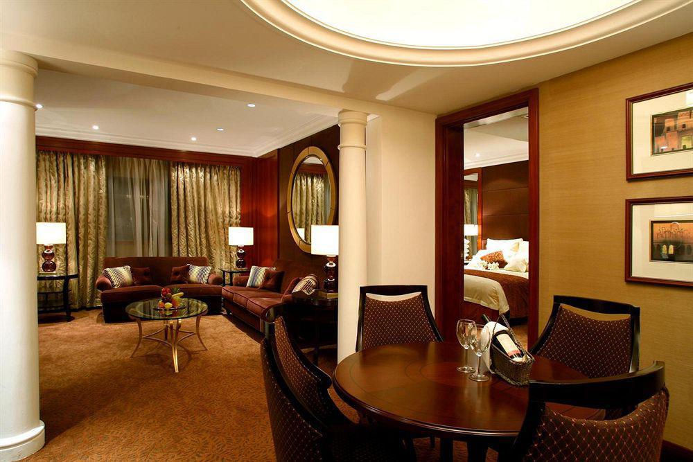 Hotel Le Grand Amman Managed By Accor Habitación foto